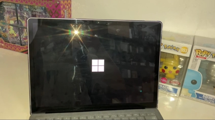 Cara Atasi Stuck Logo pada Surface Laptop Model 3/4/5 (SOLVED) Tahun 2024